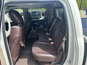 Used 2017 RAM 1500 Laramie Longhorn AWD/4WD image 8
