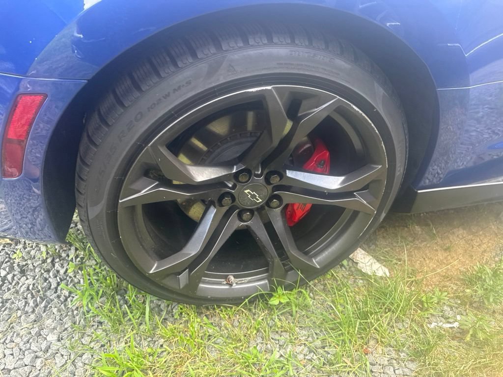 Used 2022 Chevrolet Camaro SS RWD image 16