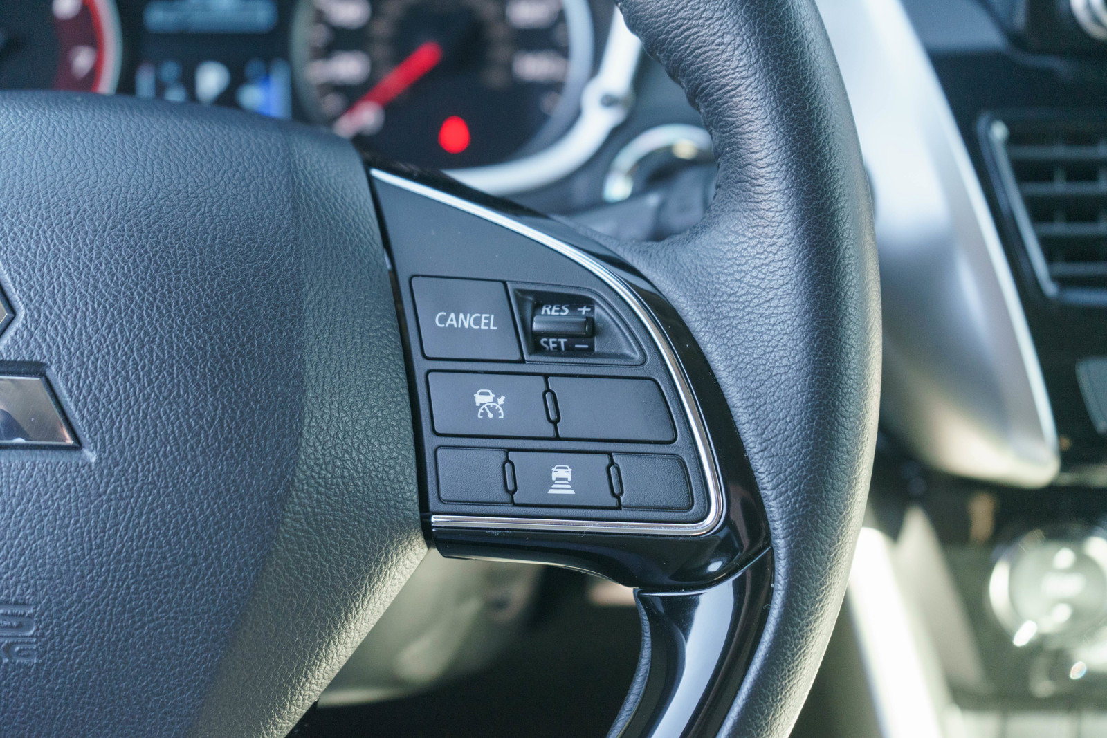 Used 2024 Mitsubishi Eclipse Cross SE AWD/4WD image 22