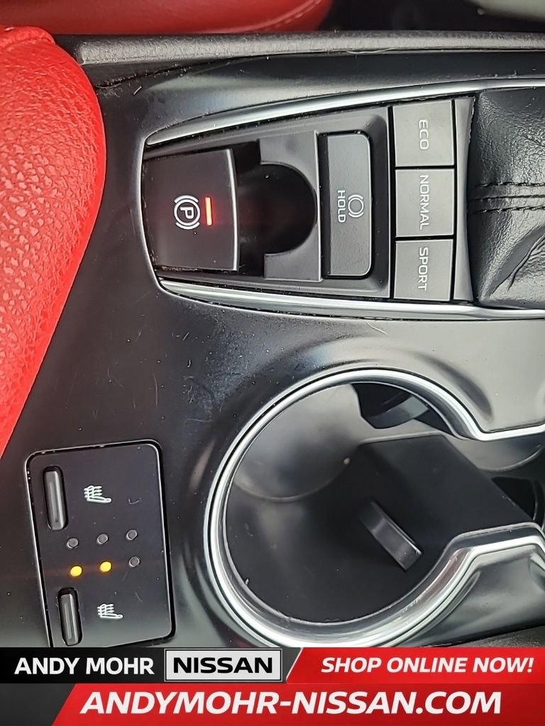 Used 2018 Toyota Camry XSE image 20