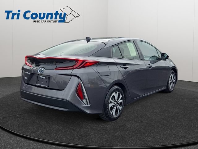 Certified 2017 Toyota Prius Prime Premium FWD image 8