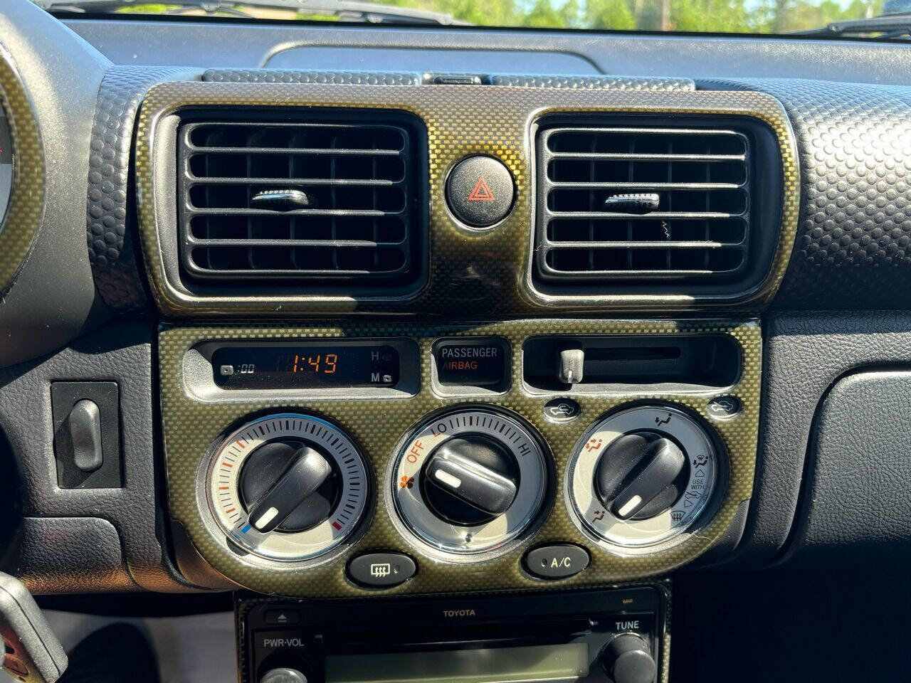 Used 2003 Toyota MR2 image 15