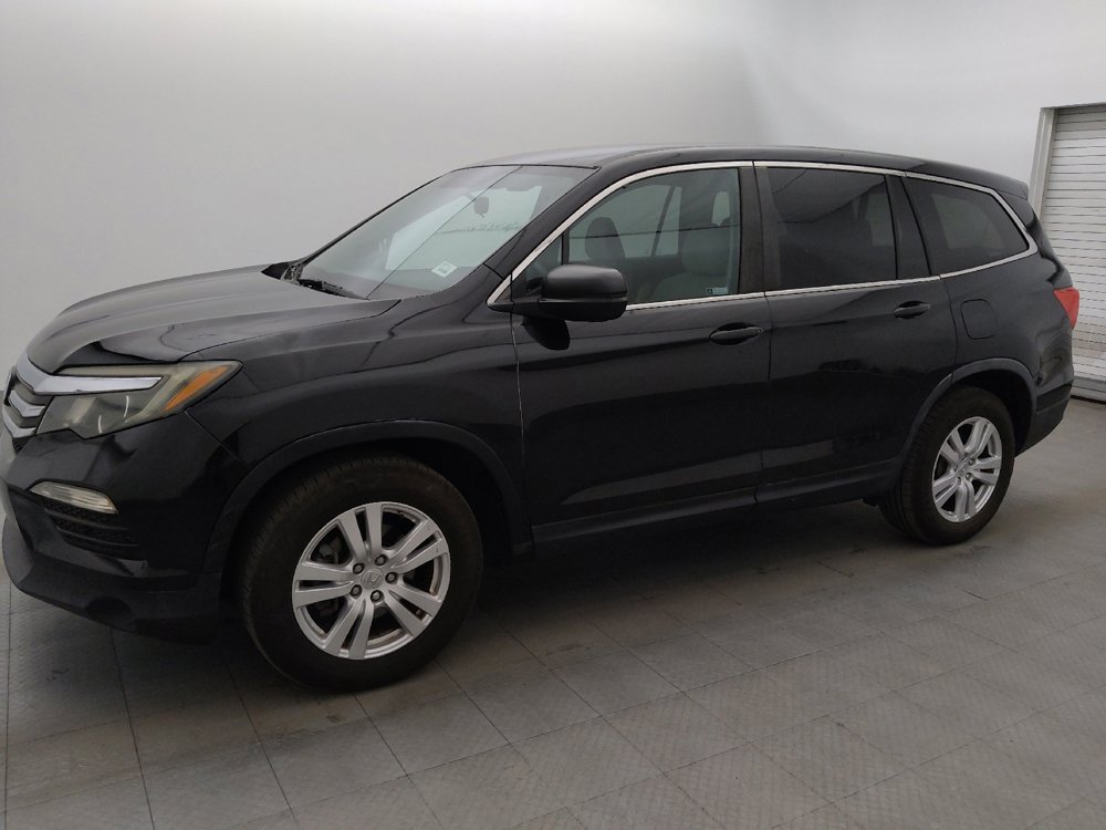 Used 2018 Honda Pilot LX image 2