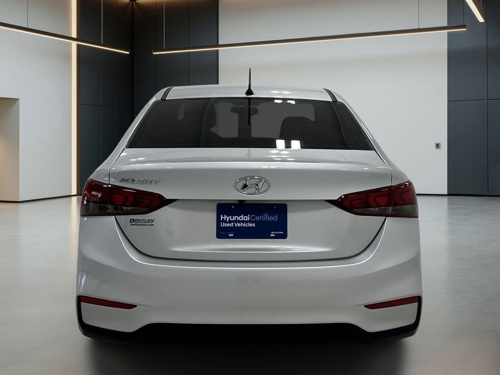 Used 2022 Hyundai Accent SE FWD image 5