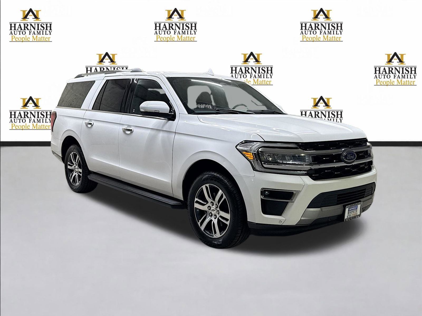 Used 2024 Ford Expedition Max Limited AWD/4WD image 3