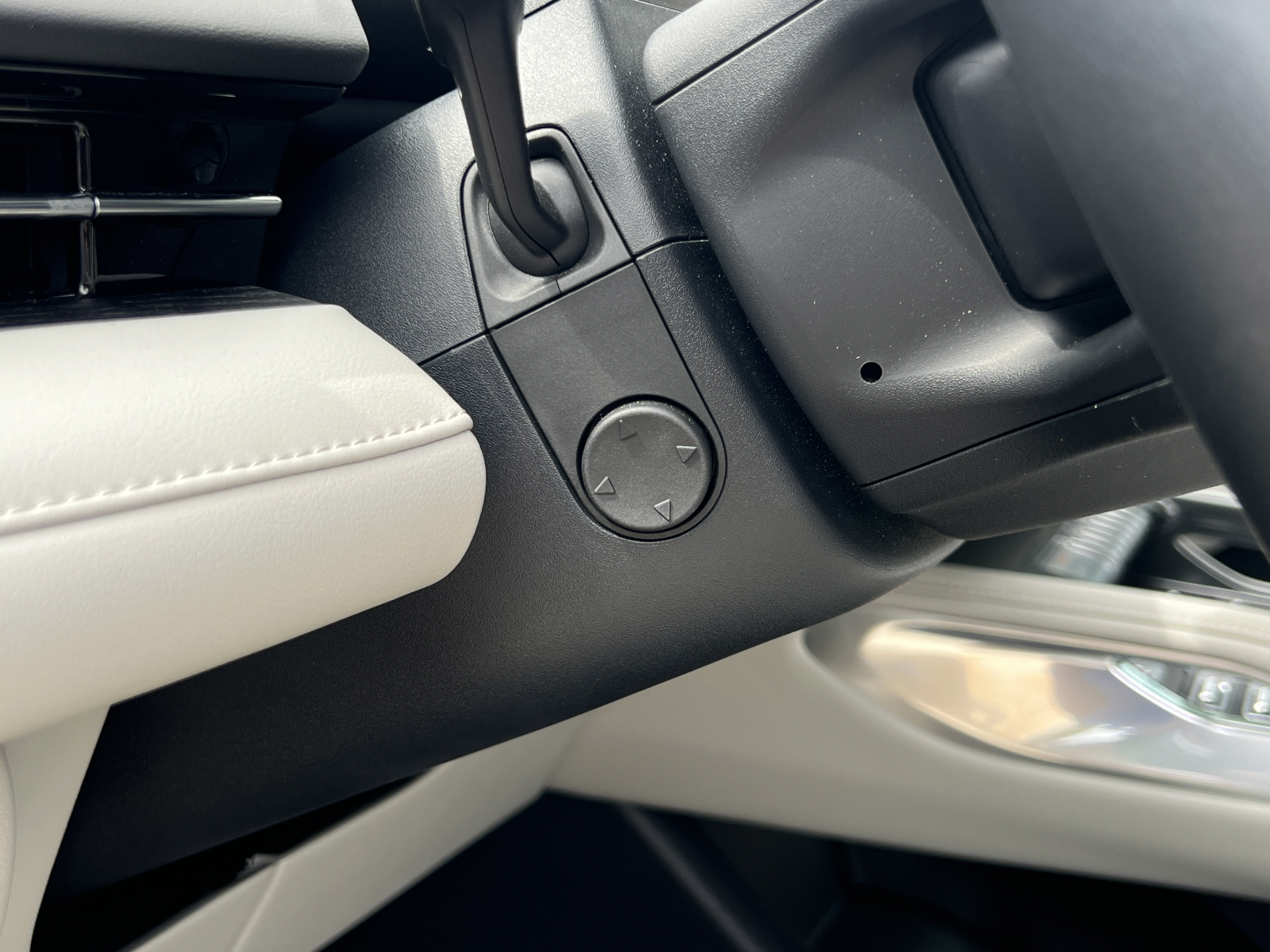 New 2026 Lincoln Nautilus Reserve AWD/4WD image 13