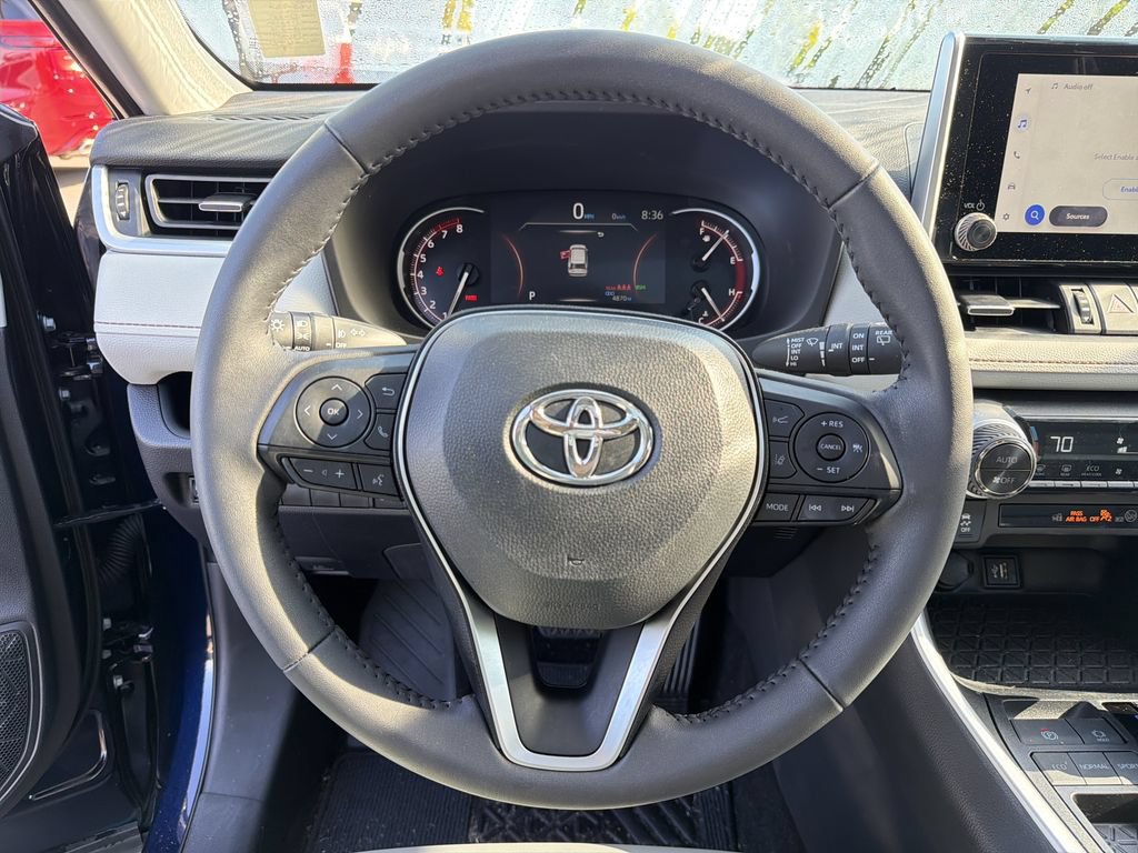 Used 2025 Toyota RAV4 XLE Premium FWD image 20