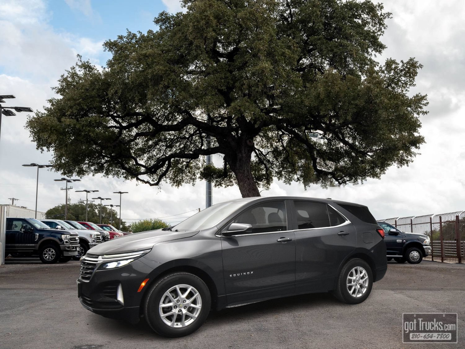 Used 2022 Chevrolet Equinox LT FWD image 1