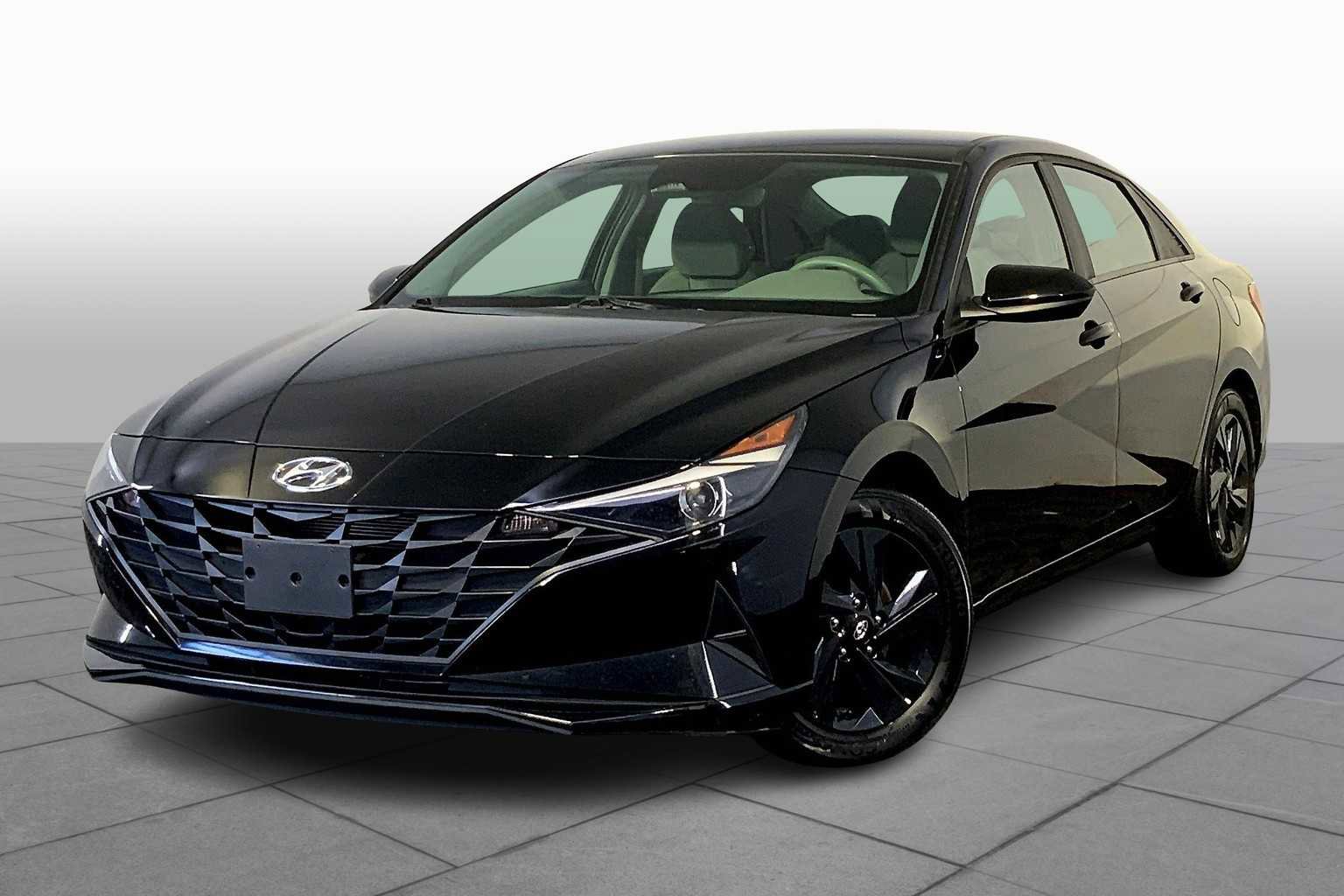 Used 2023 Hyundai Elantra Blue