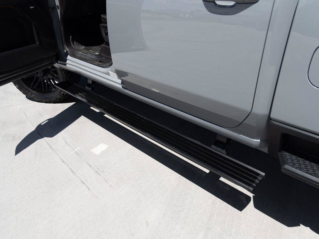Used 2024 GMC Sierra 2500 AT4 w/ AT4 Premium Plus Package AWD/4WD image 14