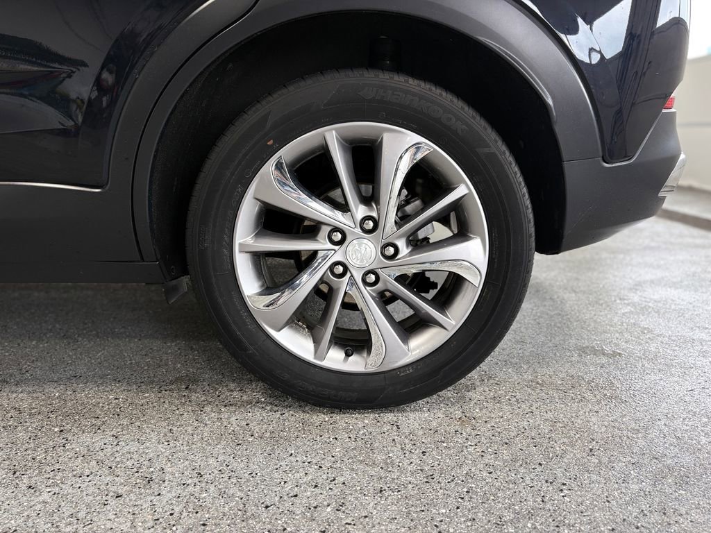 Used 2020 Buick Encore GX Essence w/ Experience Buick Package image 34