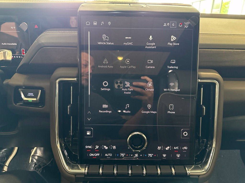 New 2026 GMC Yukon XL Denali Ultimate w/ LPO, Floor Liner Package AWD/4WD image 31