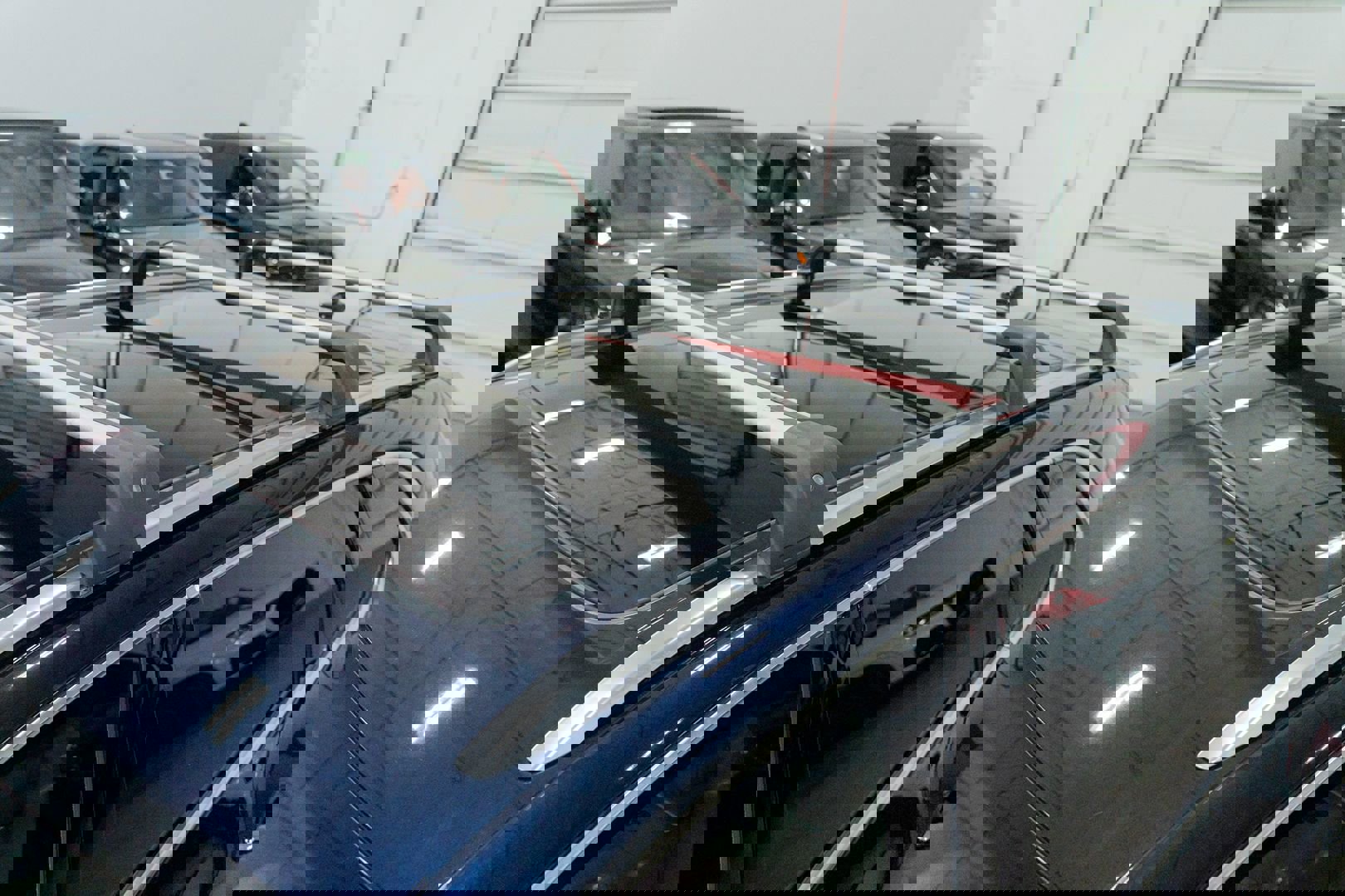 Used 2020 Bentley Bentayga V8 image 17