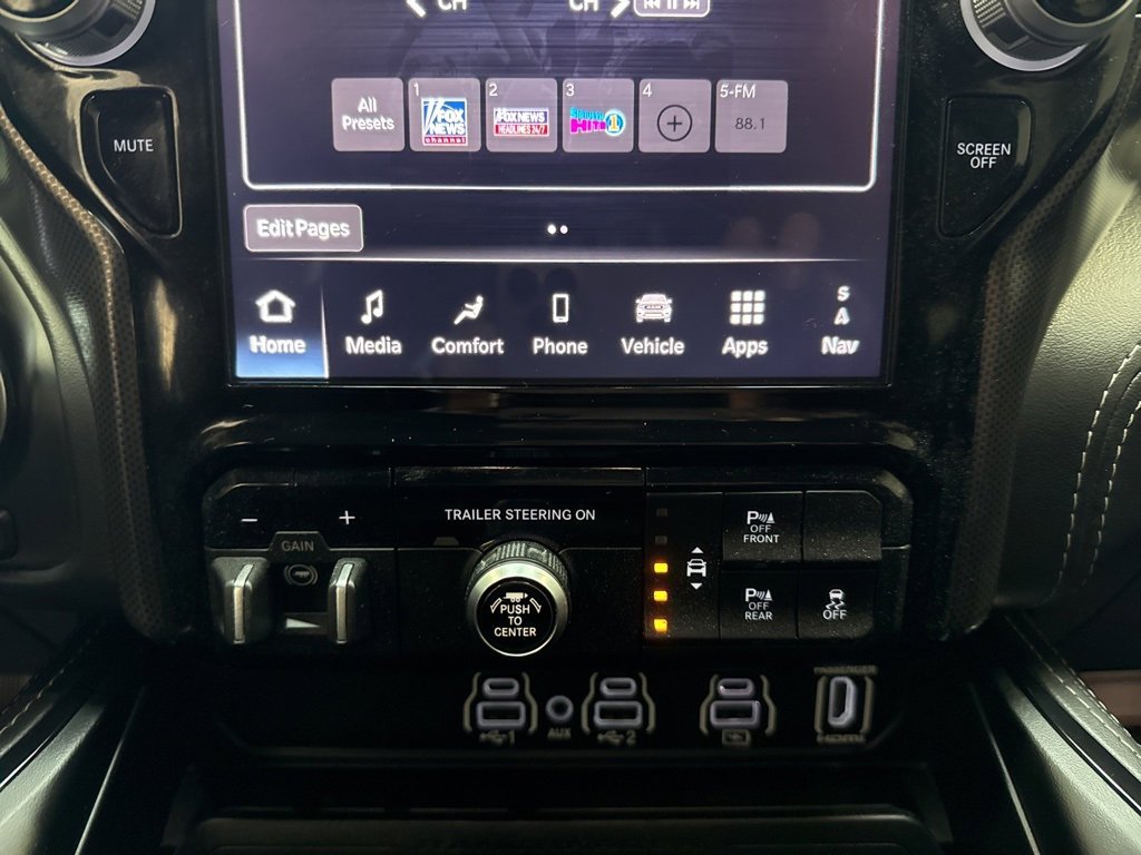 Used 2025 RAM 1500 Limited w/ Off Road Group image 26
