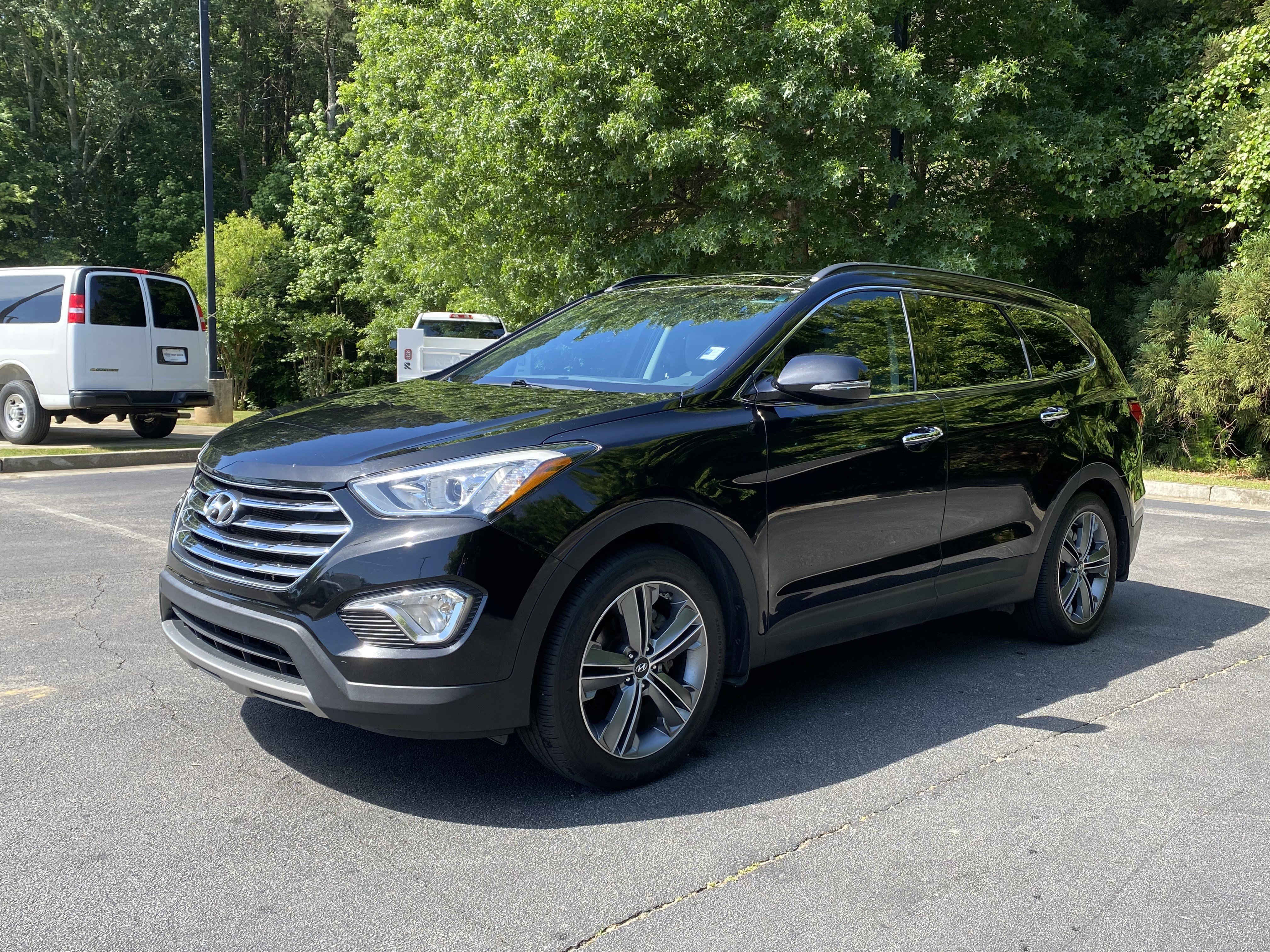 Used 2016 Hyundai Santa Fe SE w/ Option Group 03 FWD image 5
