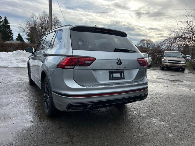 Used 2022 Volkswagen Tiguan SE R-Line image 5