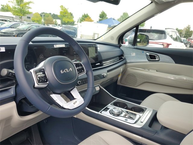 New 2026 Kia Carnival EX image 13