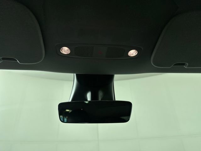 Used 2021 Tesla Model Y Long Range image 23