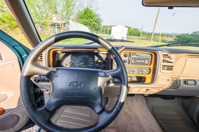Used 1997 Chevrolet Silverado 1500 4x4 Regular Cab image 21