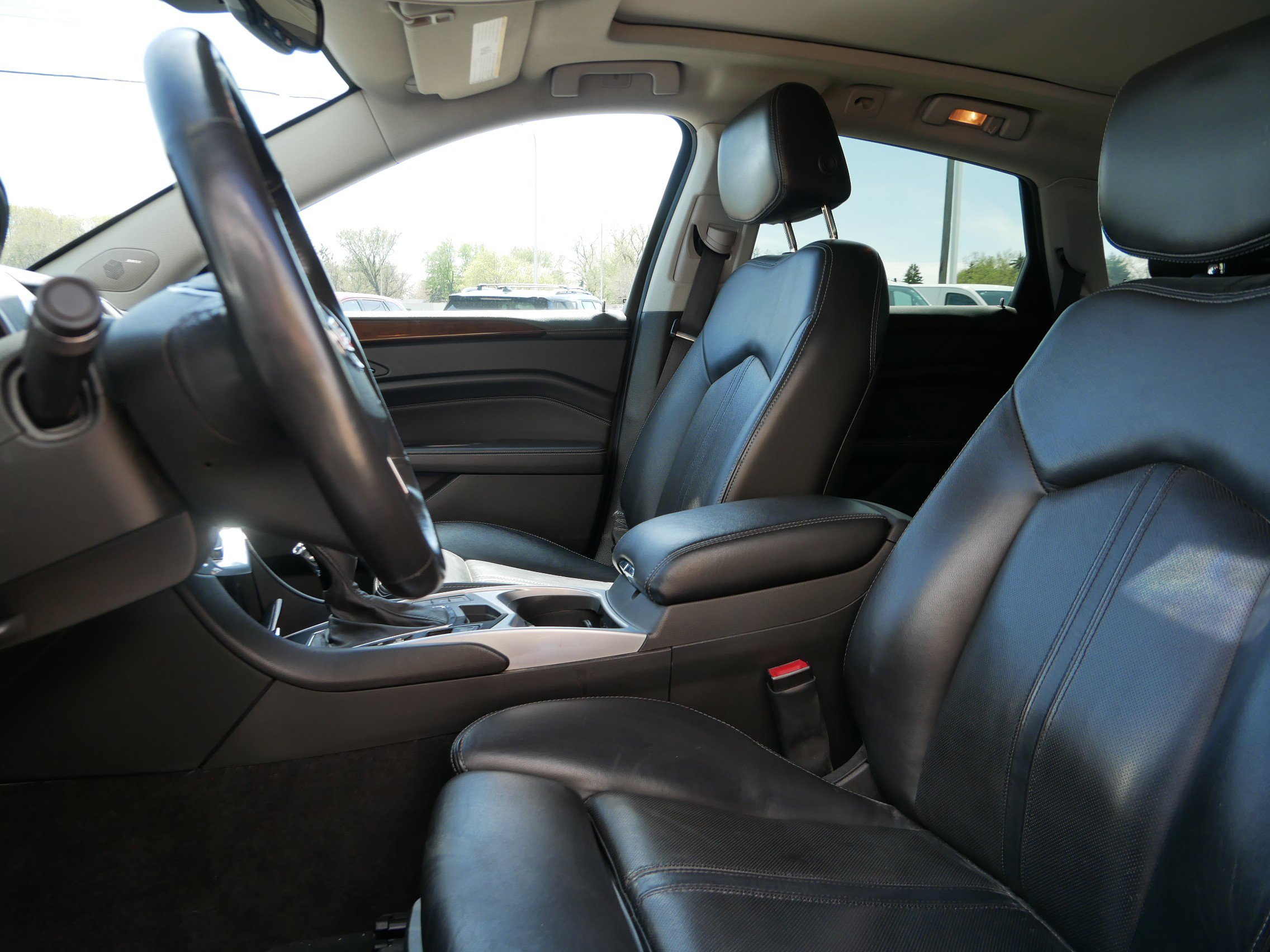 Used 2013 Cadillac SRX Luxury w/ Driver Awareness Package AWD/4WD image 6