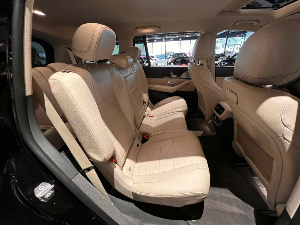 Used 2020 Mercedes-Benz GLS 450 4MATIC image 26