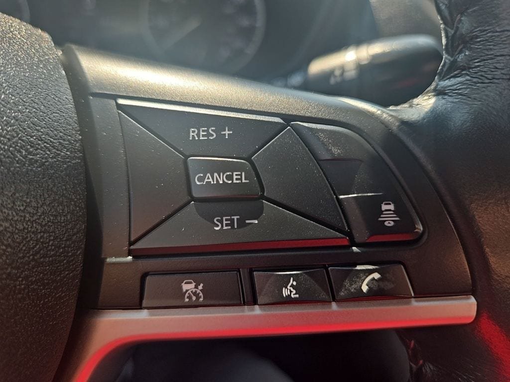 Used 2022 Nissan Sentra SV FWD image 16