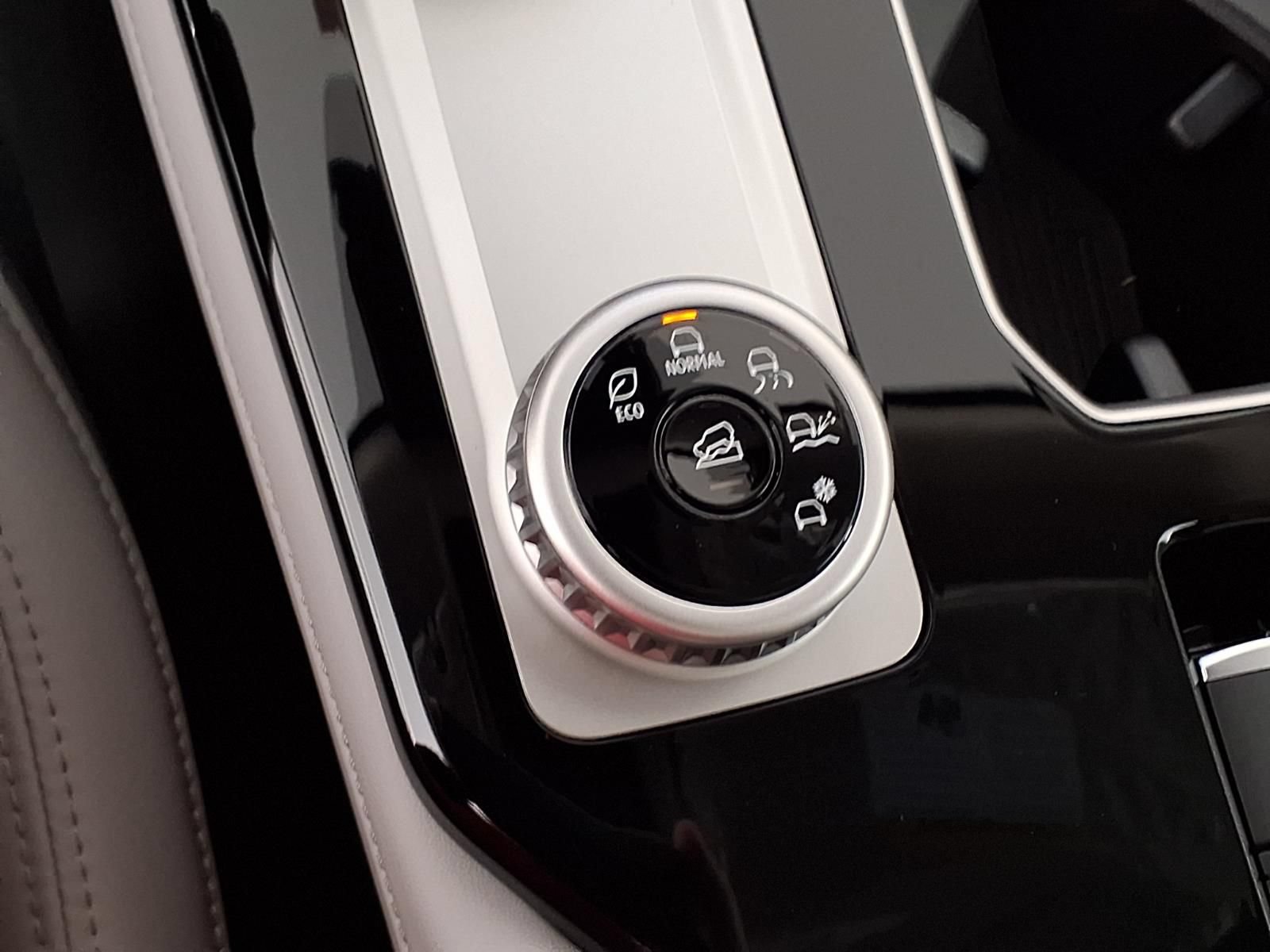 New 2026 Mitsubishi Outlander SE FWD image 23