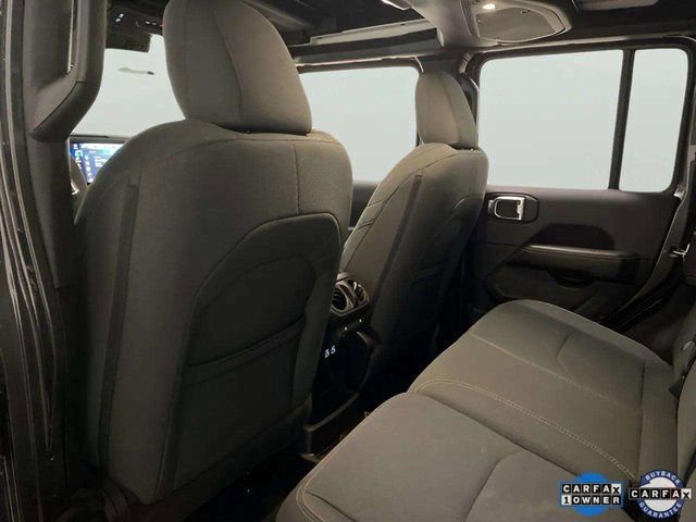 Used 2025 Jeep Wrangler Unlimited Sahara w/ Safety Group image 18