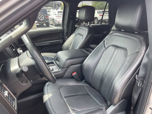 Used 2020 Ford Expedition Limited w/ Equipment Group 302A AWD/4WD image 11