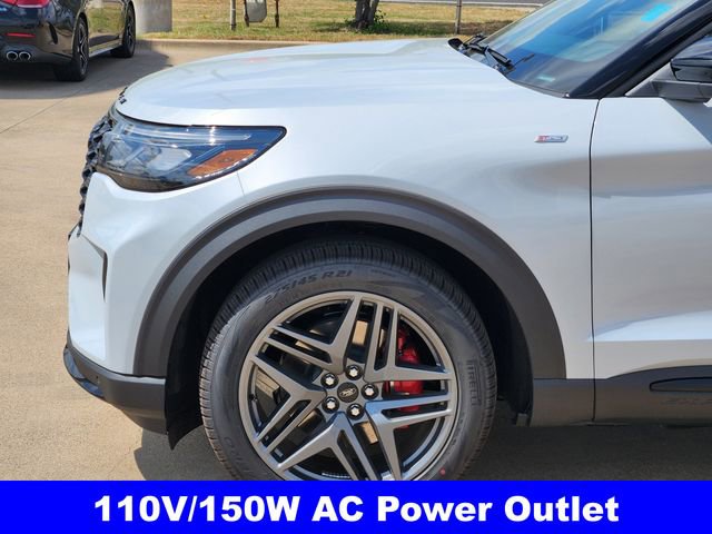New 2026 Ford Explorer ST-Line w/ ST-Line Street Pack image 9