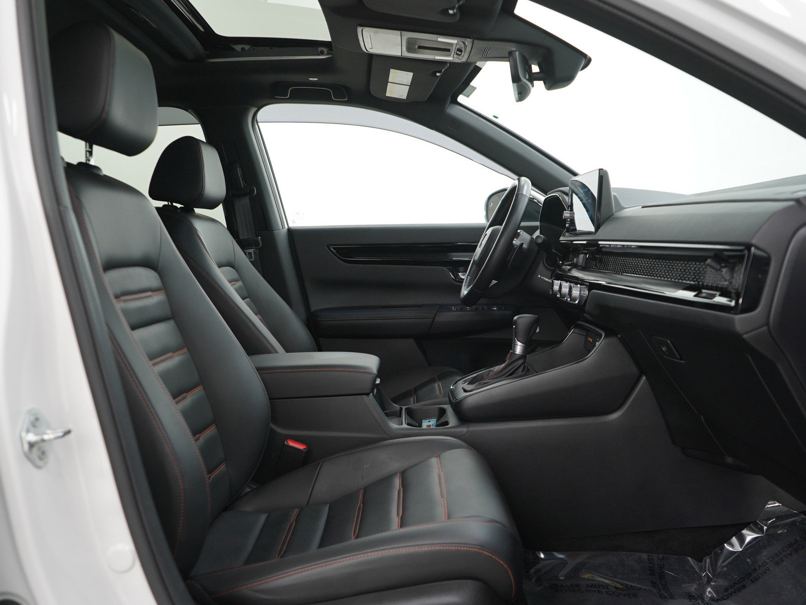 Used 2025 Honda CR-V Sport Touring image 12