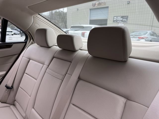 Used 2014 Mercedes-Benz E 350 Sedan image 22