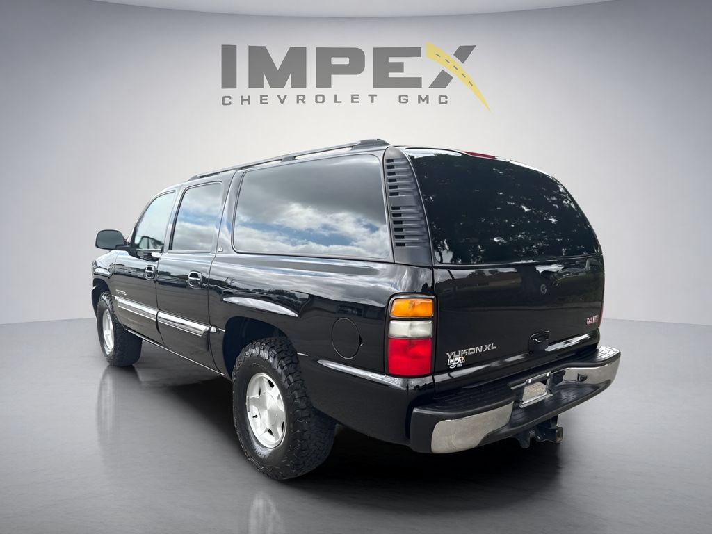 Used 2005 GMC Yukon XL SLT w/ SLT Preferred Equipment Group RWD image 3