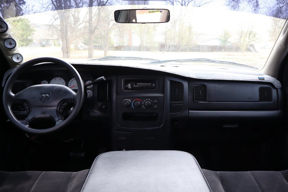 Used 2003 Dodge Ram 2500 Truck SLT AWD/4WD image 16