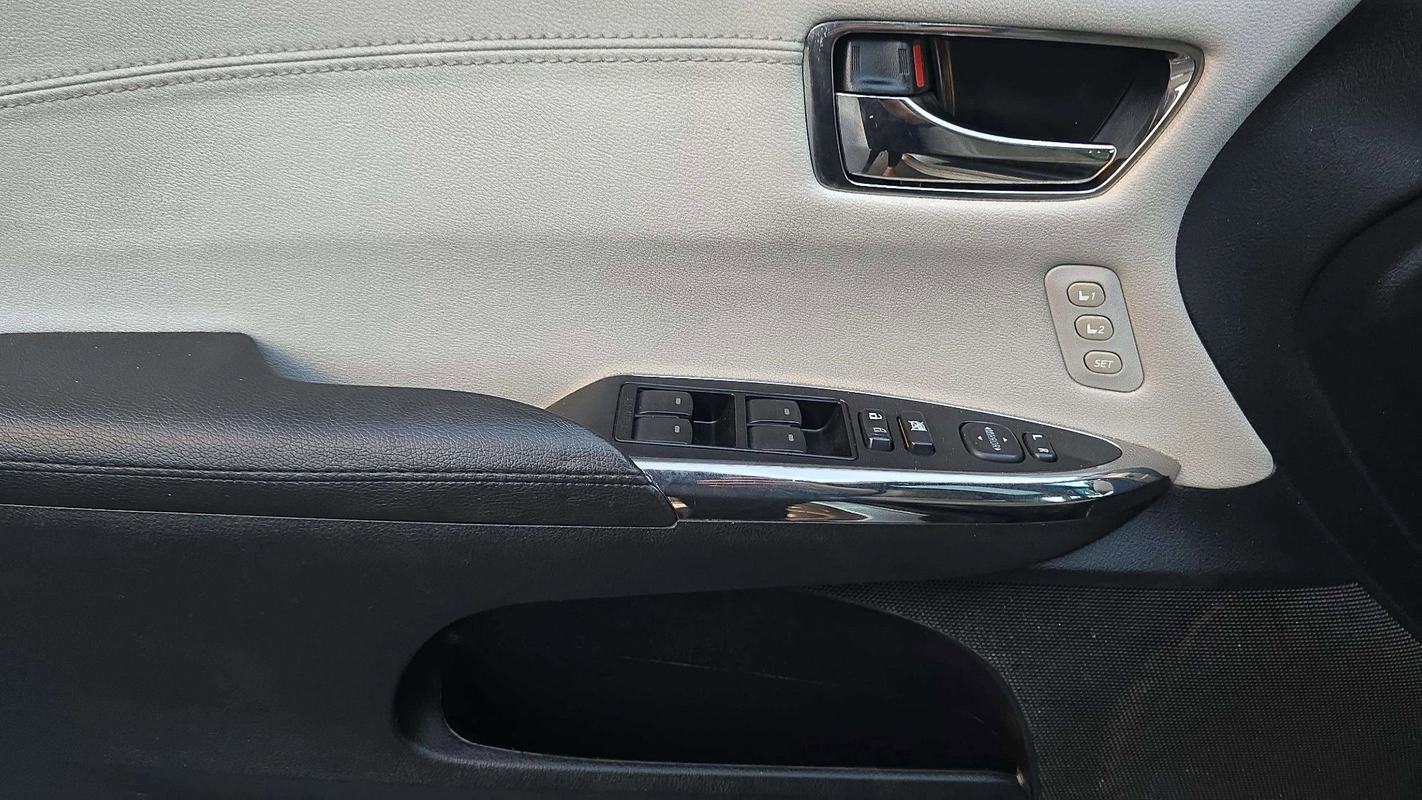 Used 2018 Toyota Avalon XLE Premium image 52