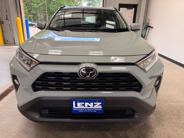 Used 2020 Toyota RAV4 XLE w/ Convenience Package AWD/4WD image 3