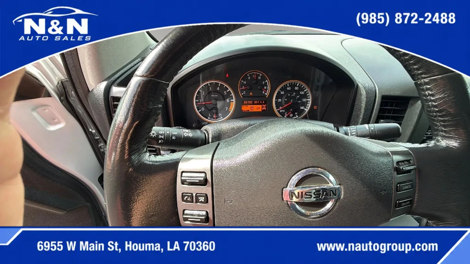 Used 2012 Nissan Titan SV w/ SV Value Truck Pkg AWD/4WD image 10