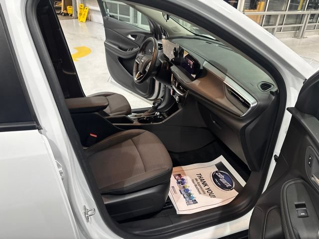 Used 2024 Buick Encore GX Preferred w/ Comfort Package AWD/4WD image 36