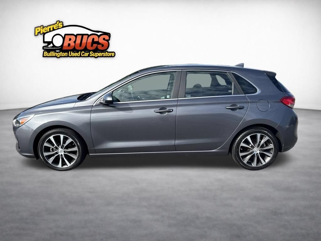 Used 2019 Hyundai Elantra GT FWD image 2