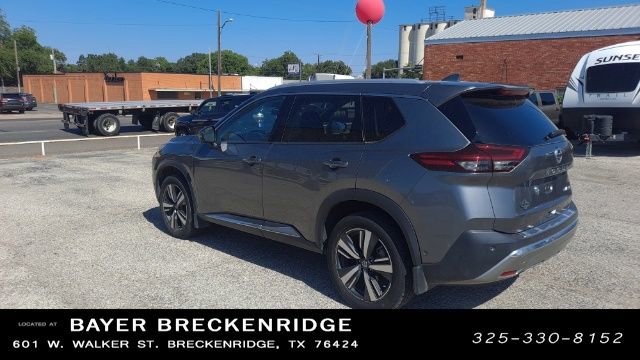 Used 2021 Nissan Rogue Platinum image 7