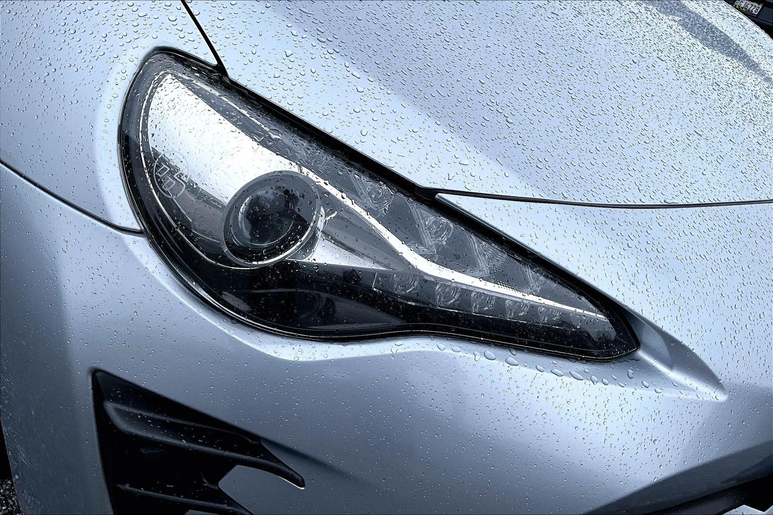 Used 2017 Toyota 86 RWD image 22