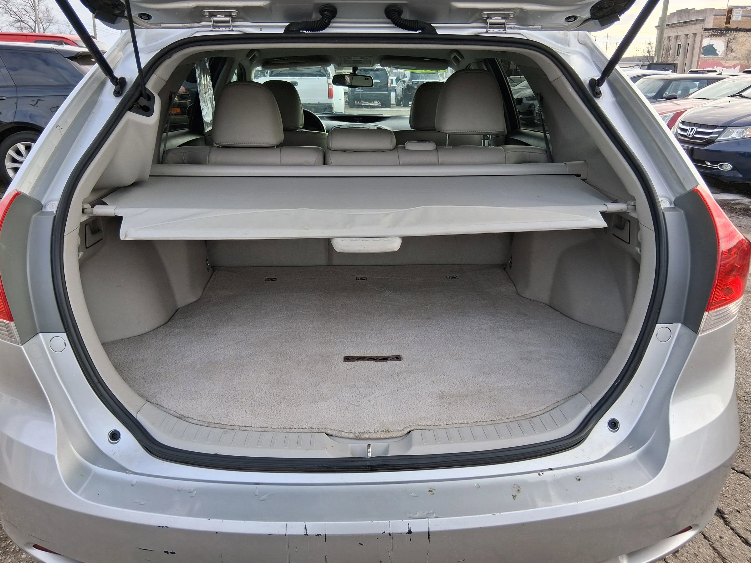 Used 2012 Toyota Venza XLE image 11