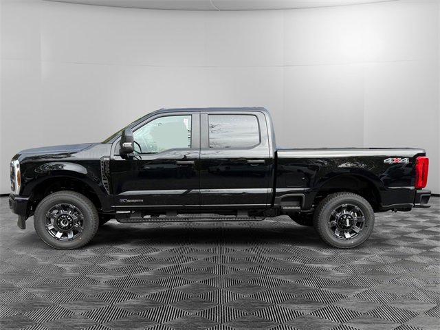 New 2026 Ford F350 XL image 2