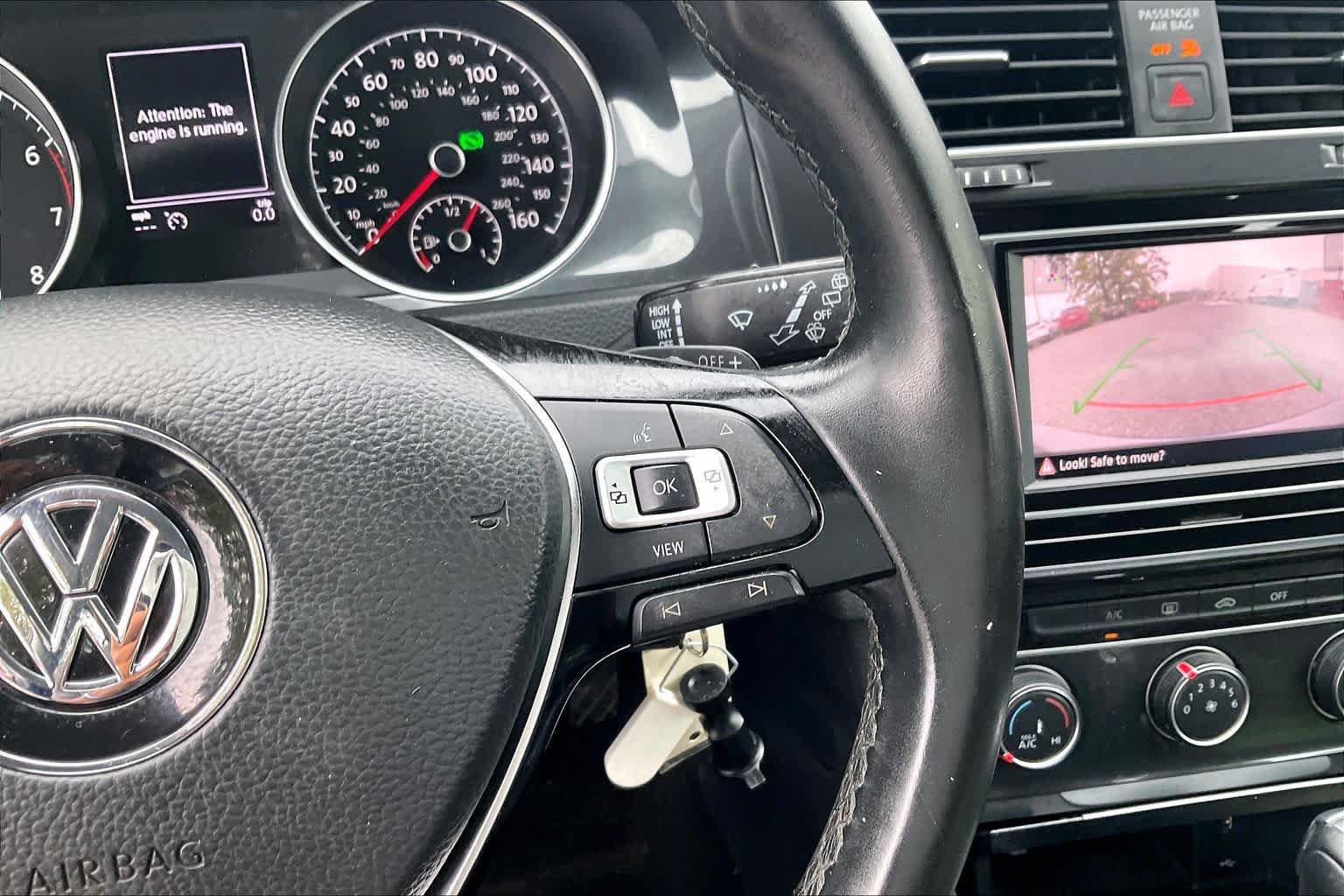 Used 2019 Volkswagen Golf S FWD image 24