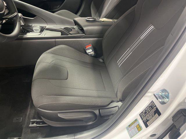 New 2026 Hyundai Elantra Sport image 7