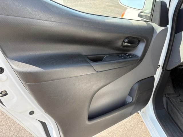 Used 2015 Nissan NV200 SV w/ Technology Package FWD image 13