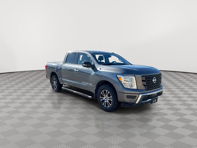 Used 2020 Nissan Titan SV w/ SV Convenience Package image 2