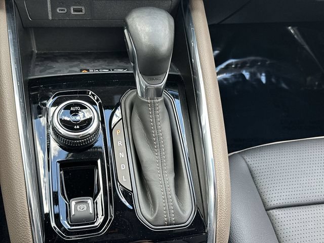 Used 2024 GMC Canyon Denali AWD/4WD image 24
