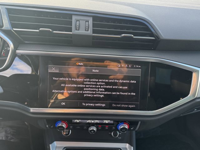 Used 2023 Audi Q3 2.0T Premium Plus w/ Premium Plus Package image 17