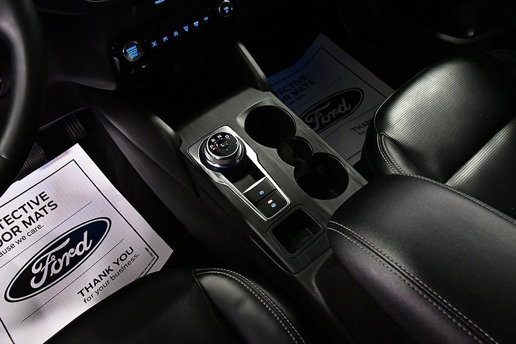 Used 2024 Ford Escape Platinum image 22